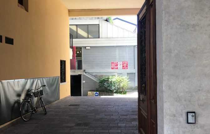 01. Ingresso garage